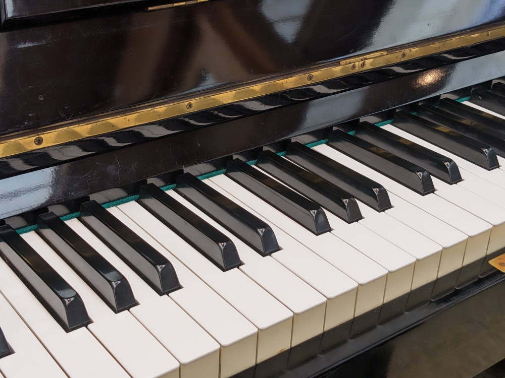 有限会社永野ピアノのショールーム